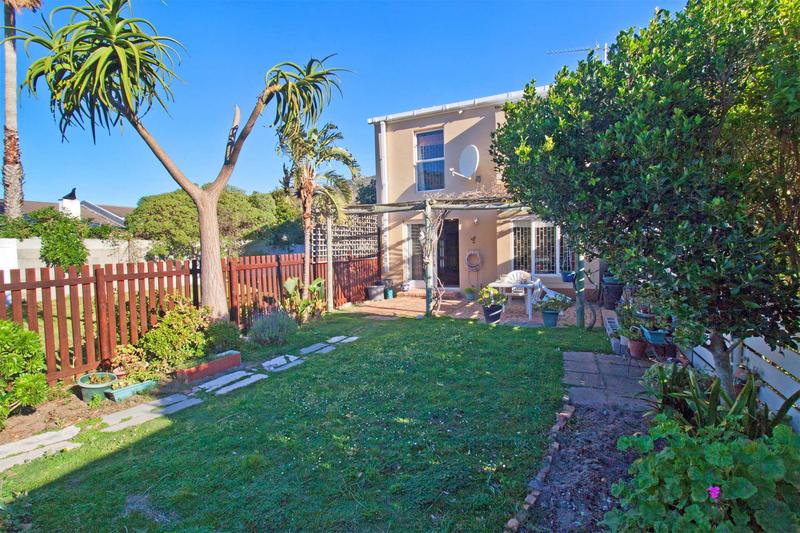 3 Bedroom Property for Sale in Fish Hoek Western Cape